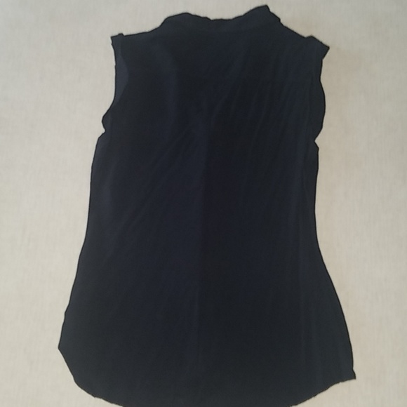 Express Button Down - Picture 3 of 5